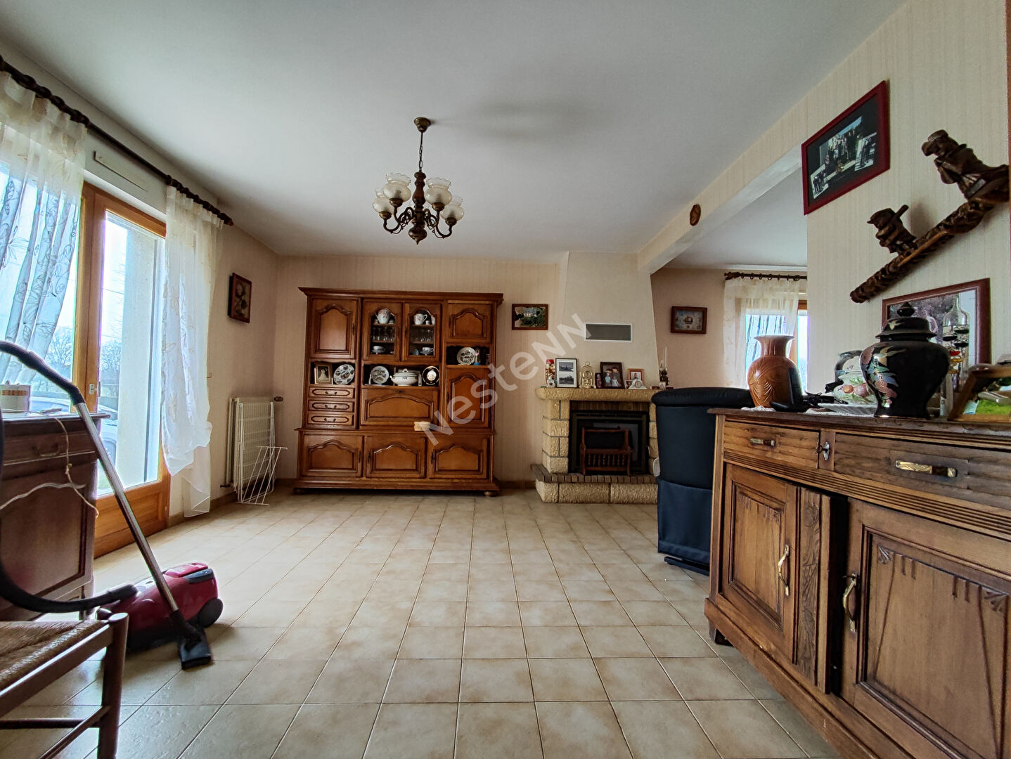 Maison à vendre à Saint Allouestre avec jardin
