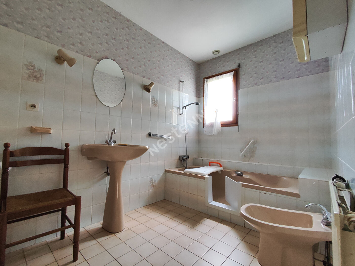 Maison à vendre à Saint Allouestre avec jardin
