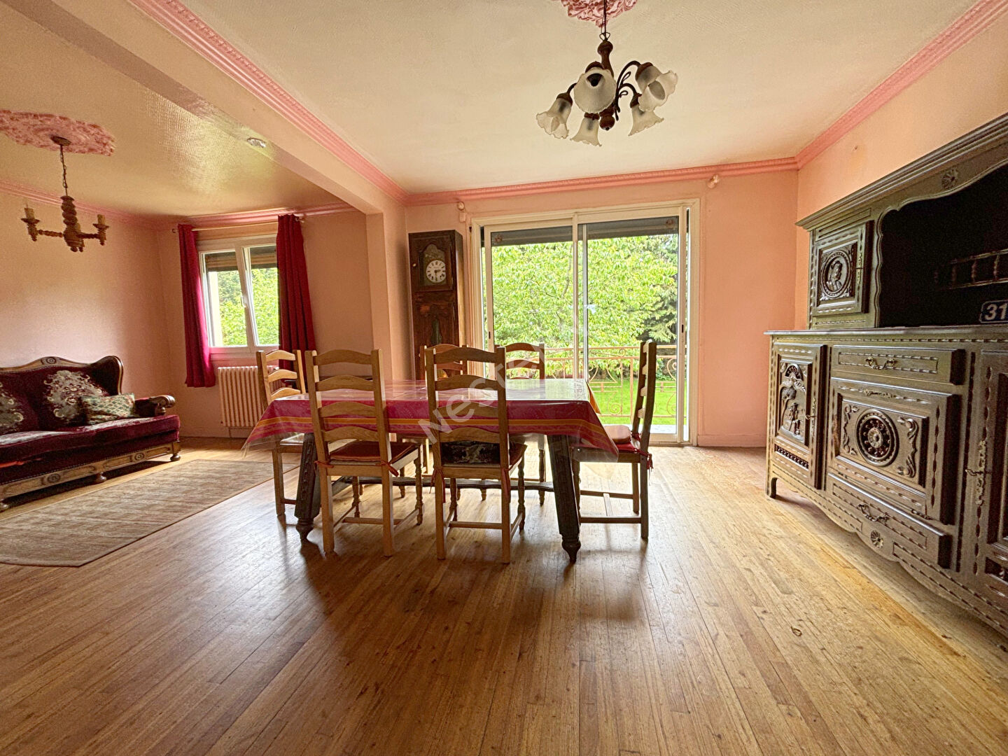 Maison à vendre à Moustoir Remungol - 4 chambres, sous-sol complet et un terrain de 1200 m²