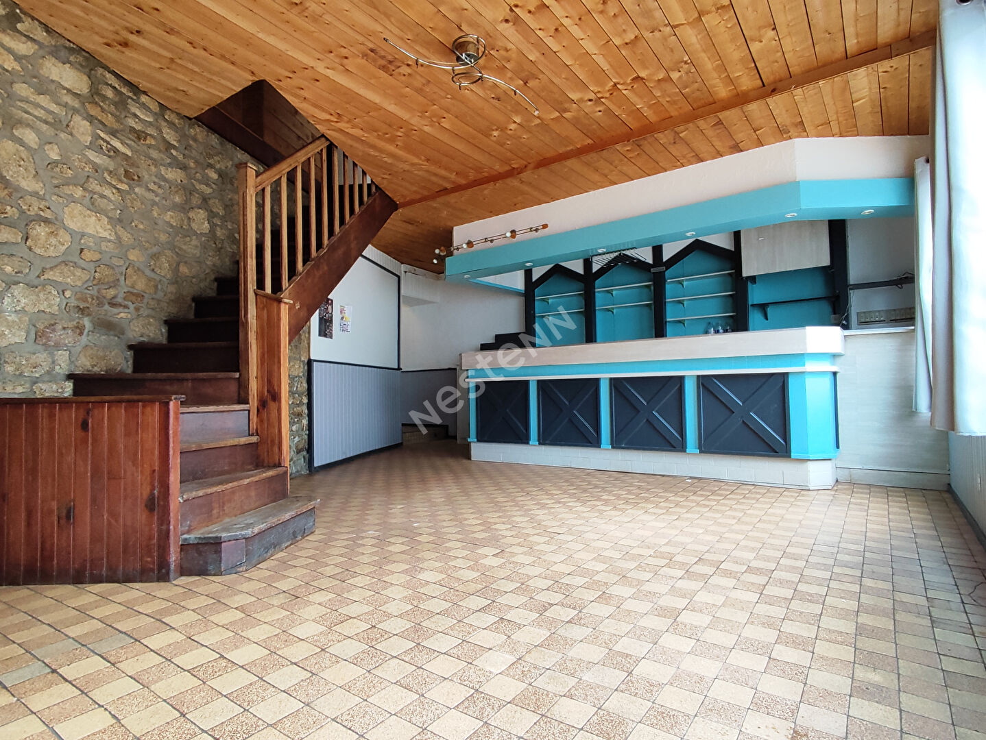 Maison à vendre à Locminé avec local commercial et appartement T4
