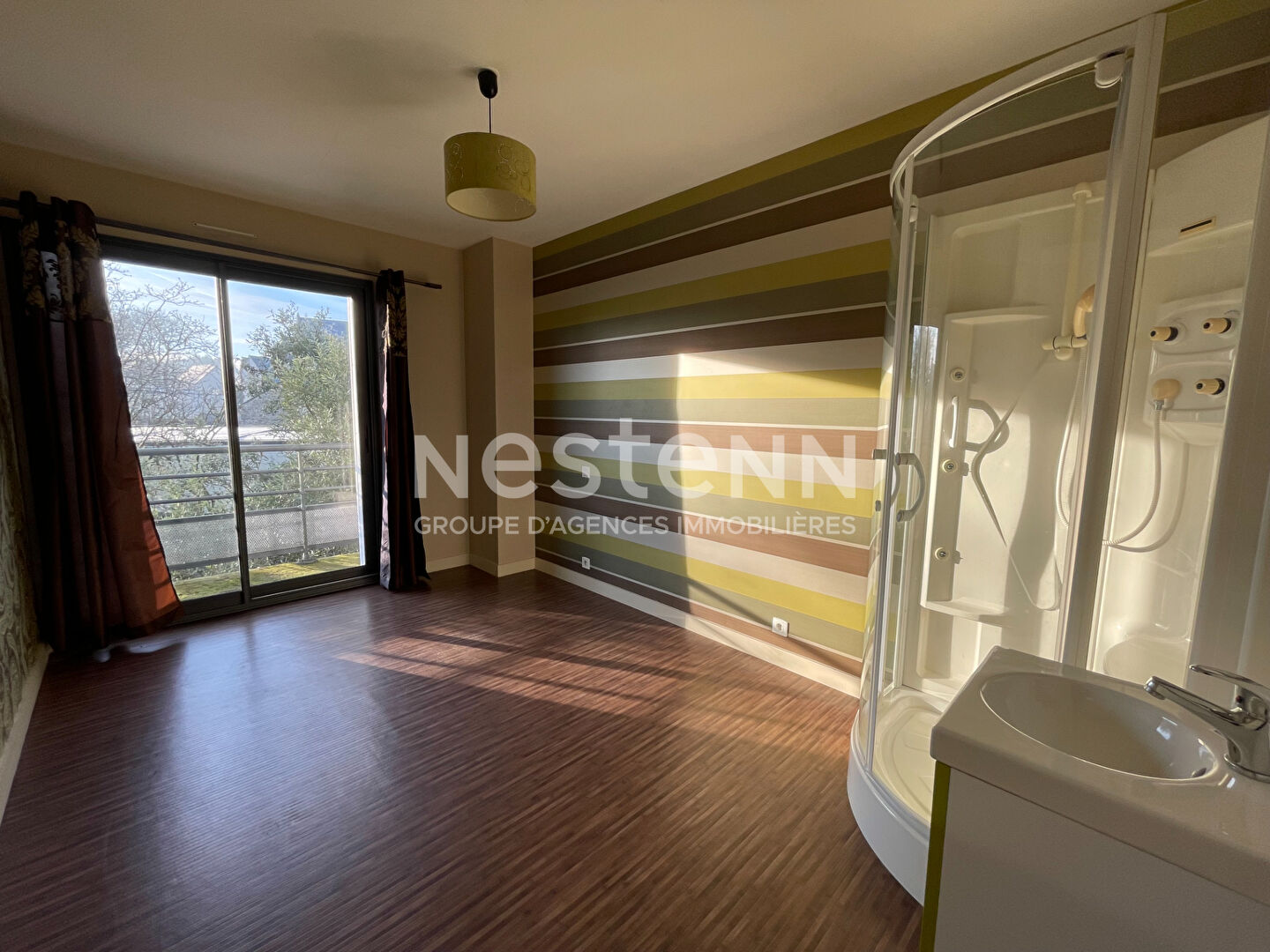 MAISON CONTEMPORAINE dans le BOURG de COLPO
