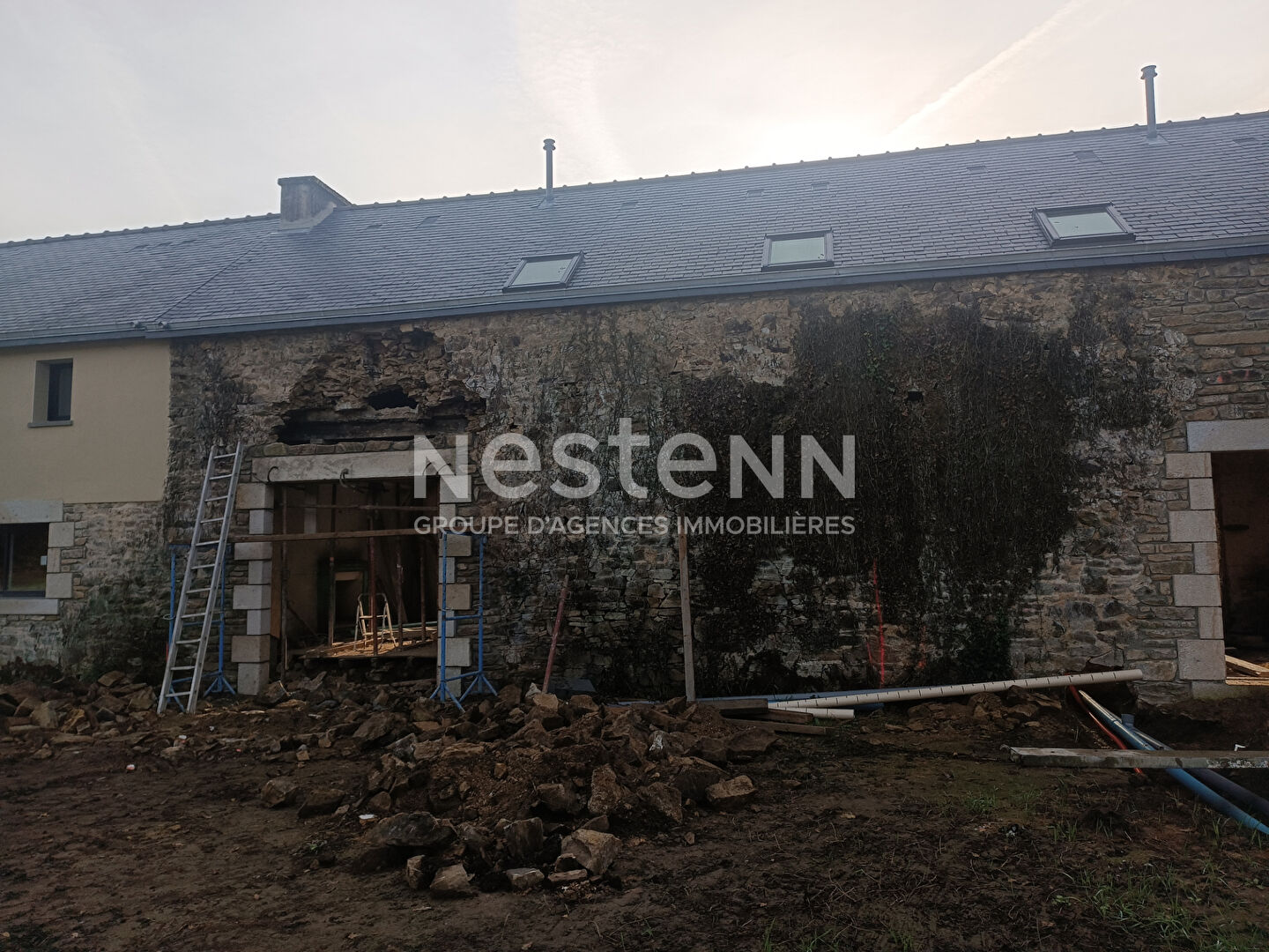 Maison en pierres  à vendre COLPO 45 m² avec grenier à aménager