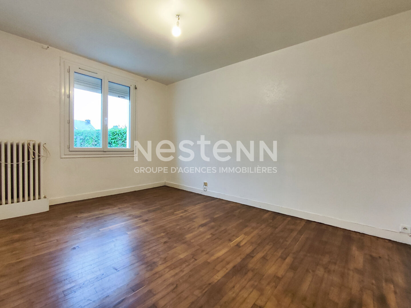 Maison à vendre  à NAIZIN - plain pied - 2 chambres - jardin  - centre bourg Naizin