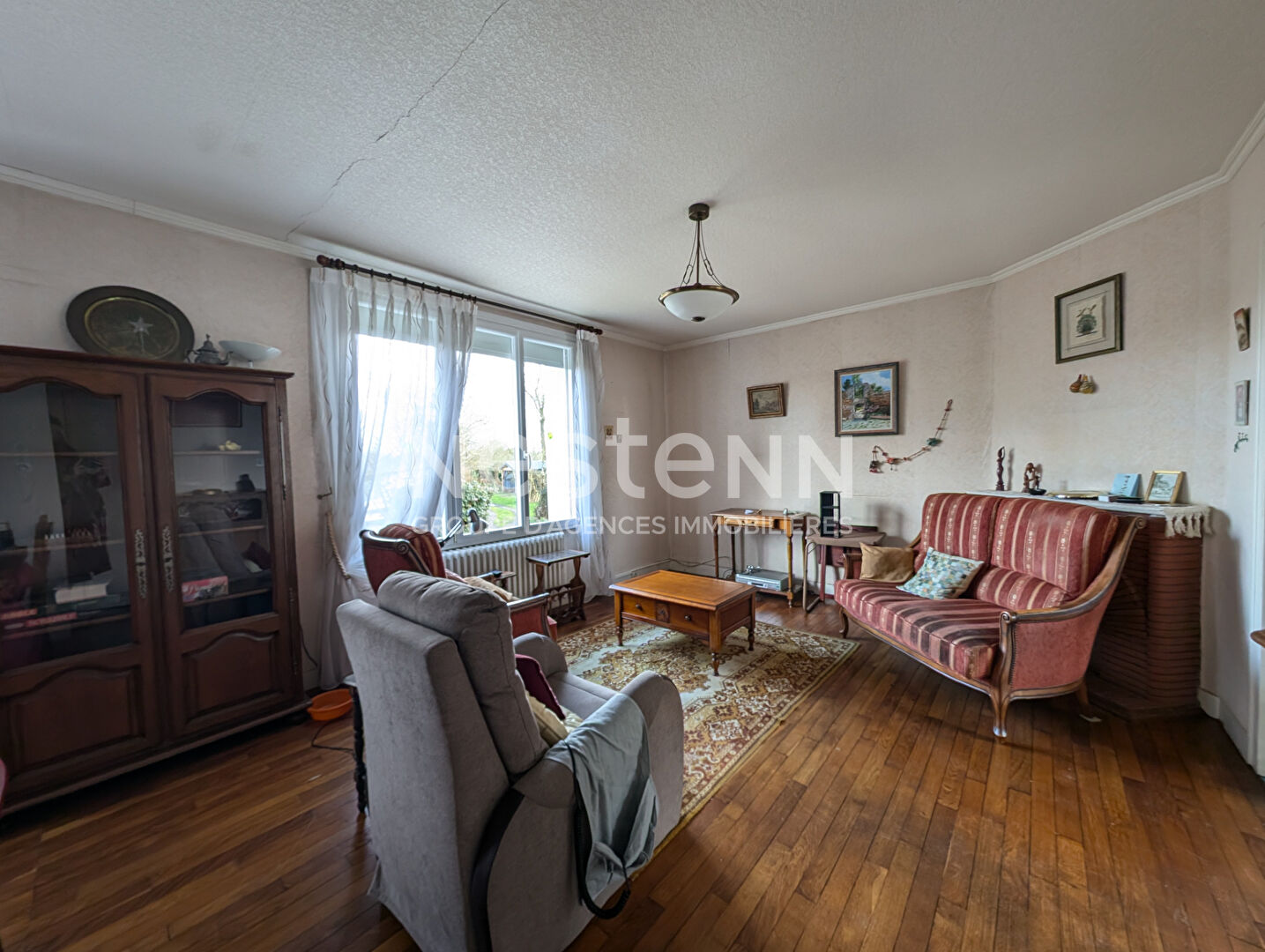 Maison à vendre à Radenac -   5 chambres- 840 m² de terrain