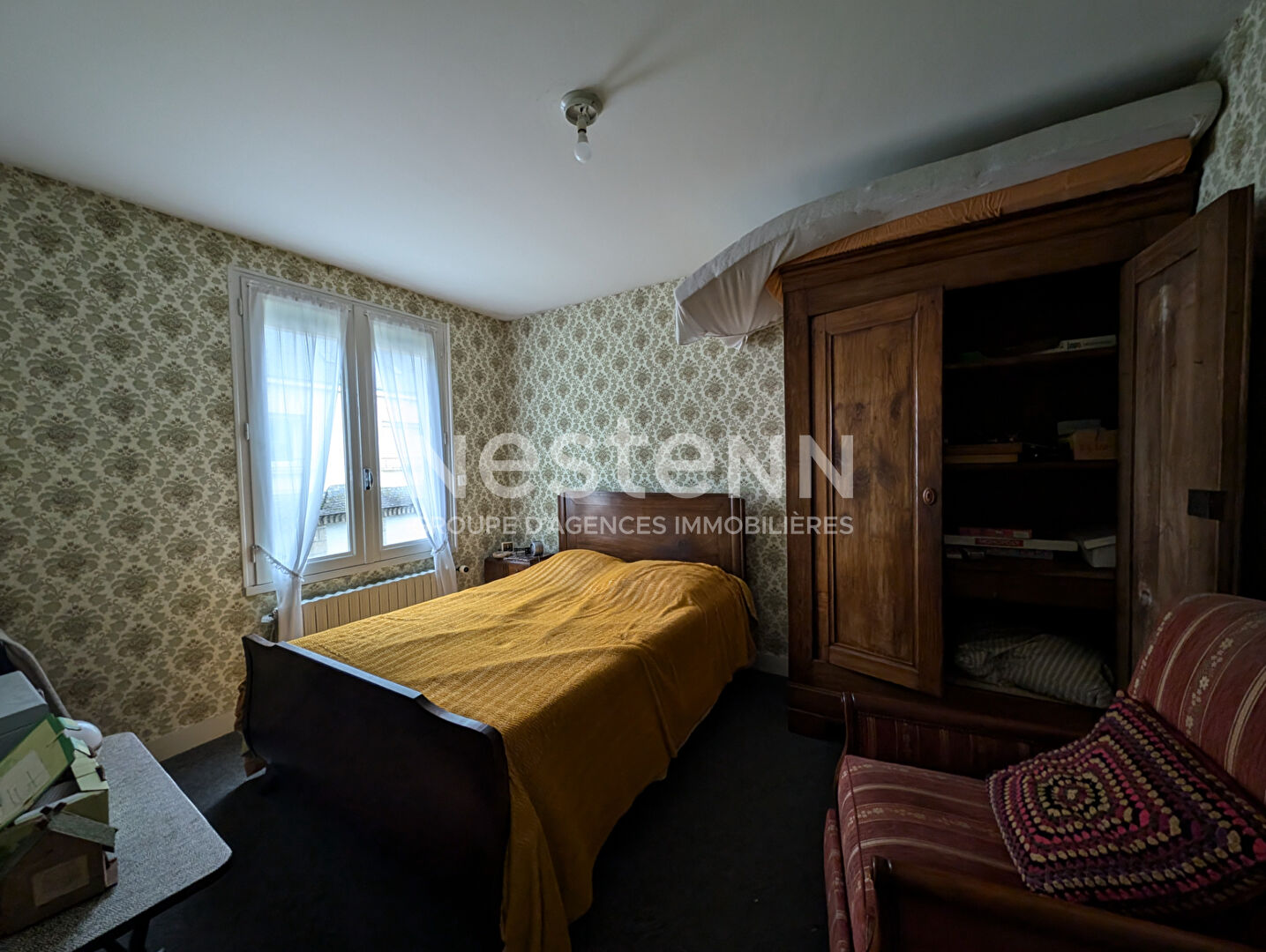 Maison à vendre à Radenac -   5 chambres- 840 m² de terrain