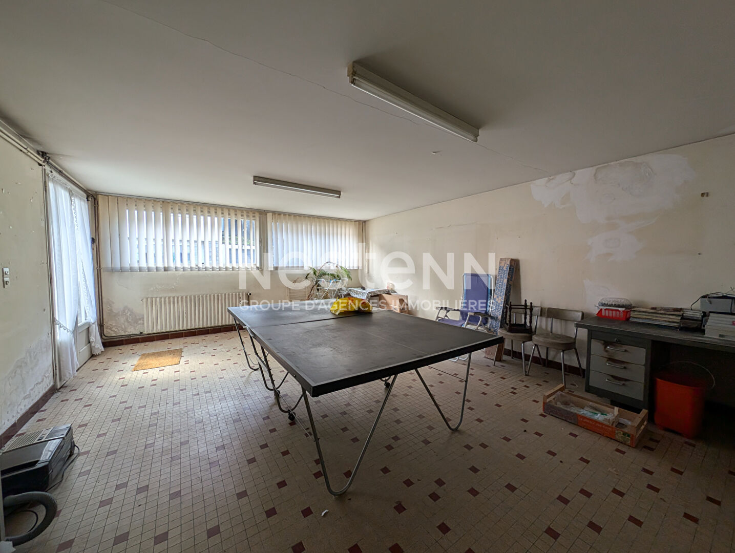 Maison à vendre à Radenac -   5 chambres- 840 m² de terrain