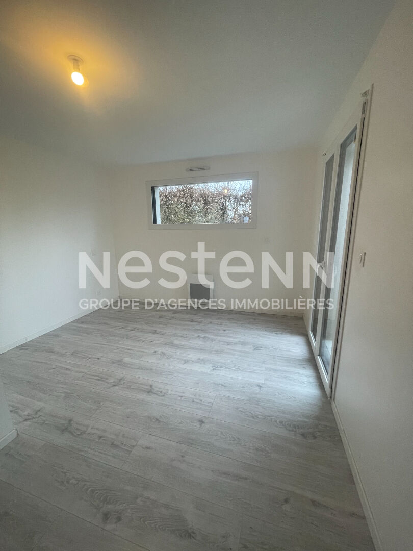 A LOUER - MAISON PLAIN-PIED 3 CHAMBRES - REGUINY