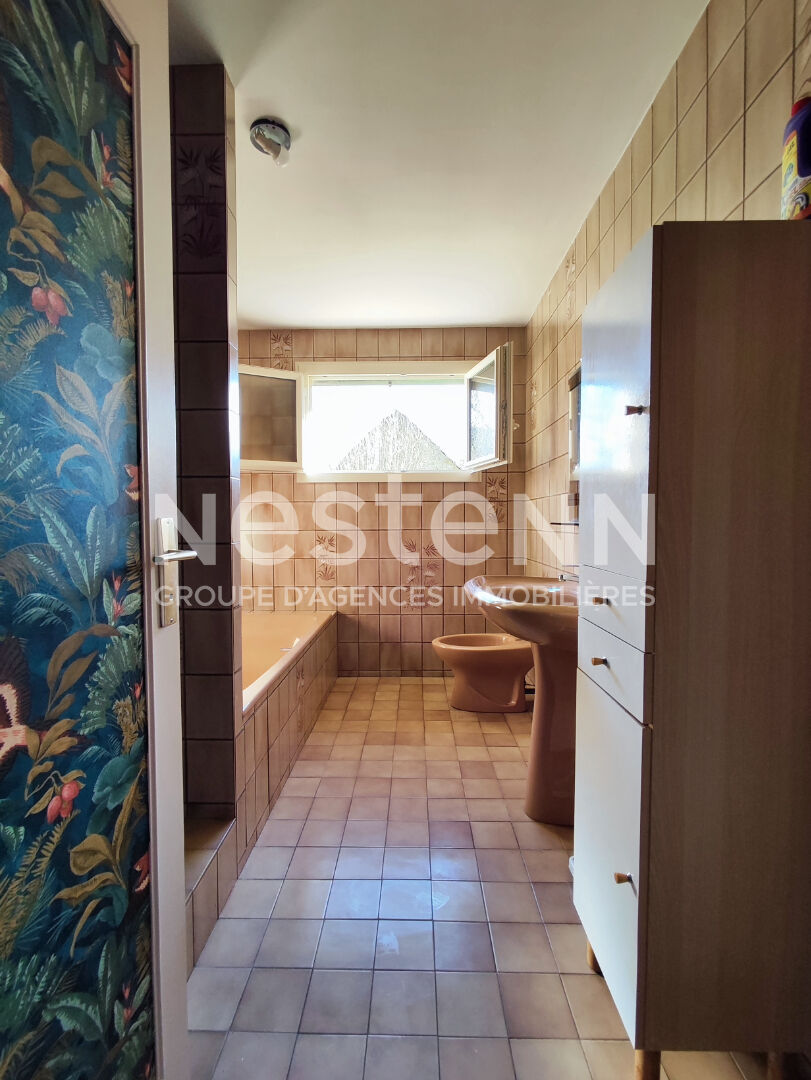 Maison à vendre à NAIZIN bourg -avec terrain et garage - 12 min de Pontivy et 30 minutes de Vannes