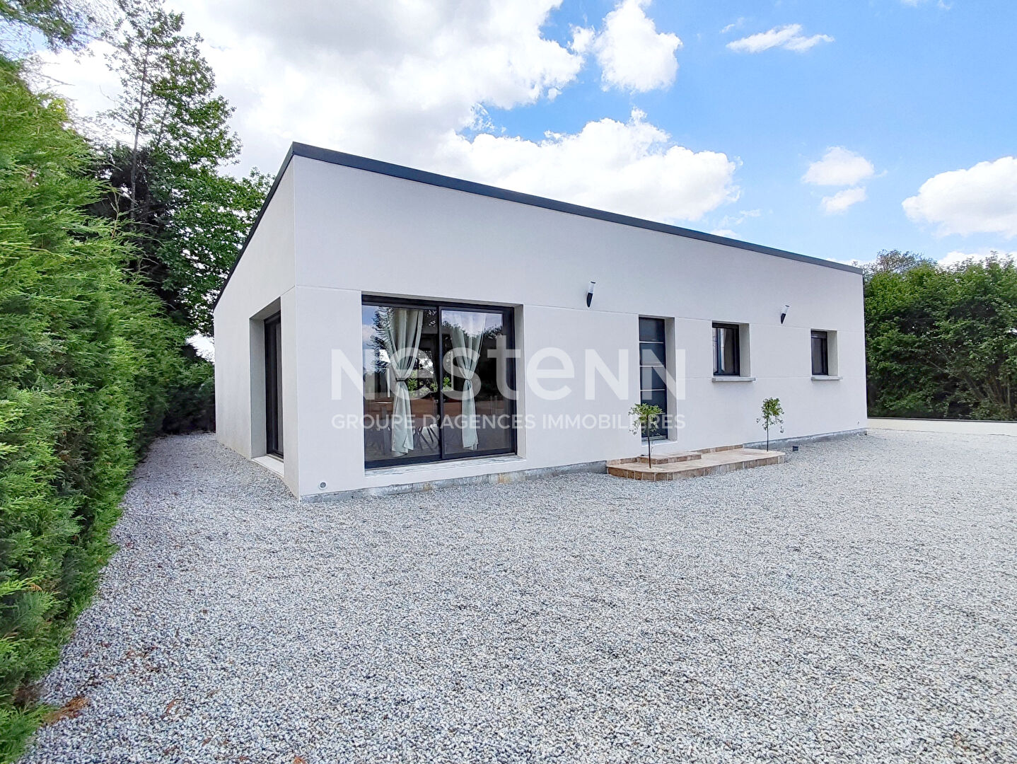 RARE - Maison neuve de plain pied à vendre à Locminé