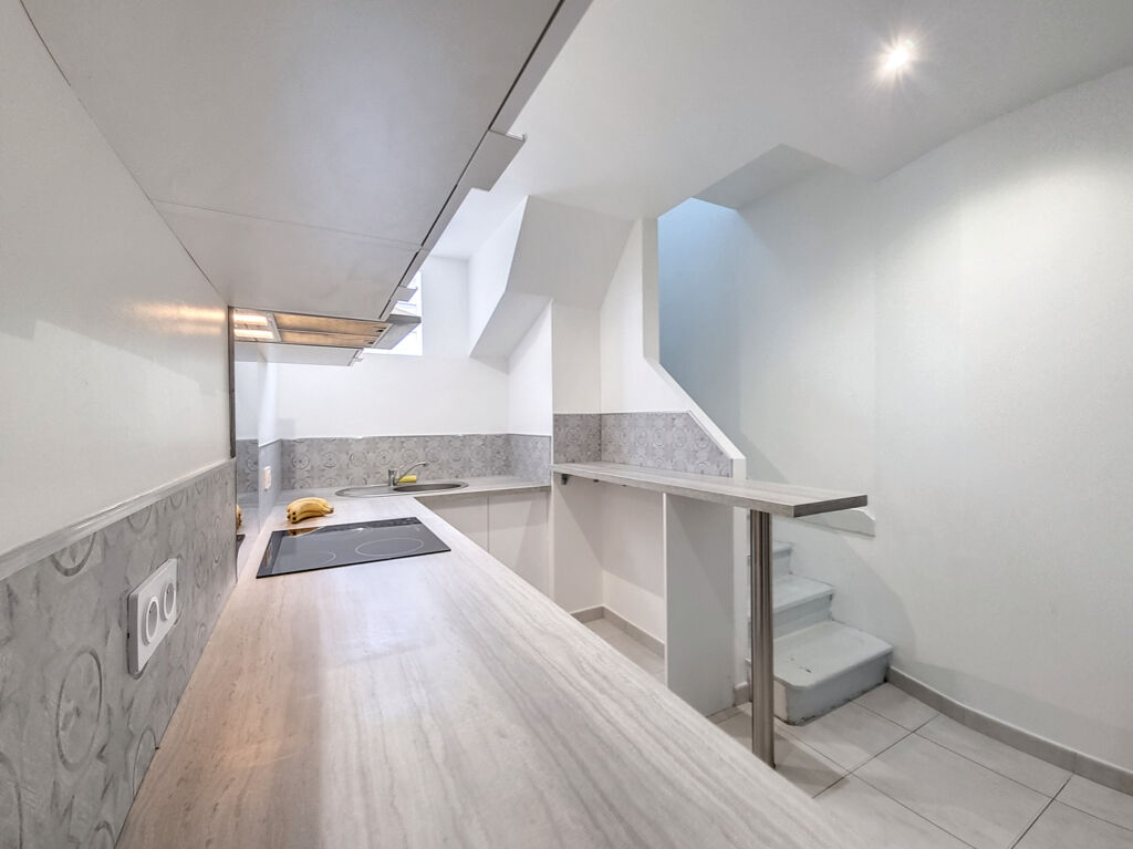 Maison de ville - Rénovée - Secteur Velpeau - belles prestations