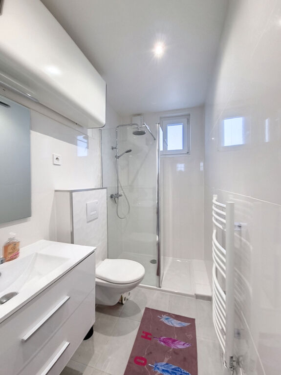 Maison de ville - Rénovée - Secteur Velpeau - belles prestations
