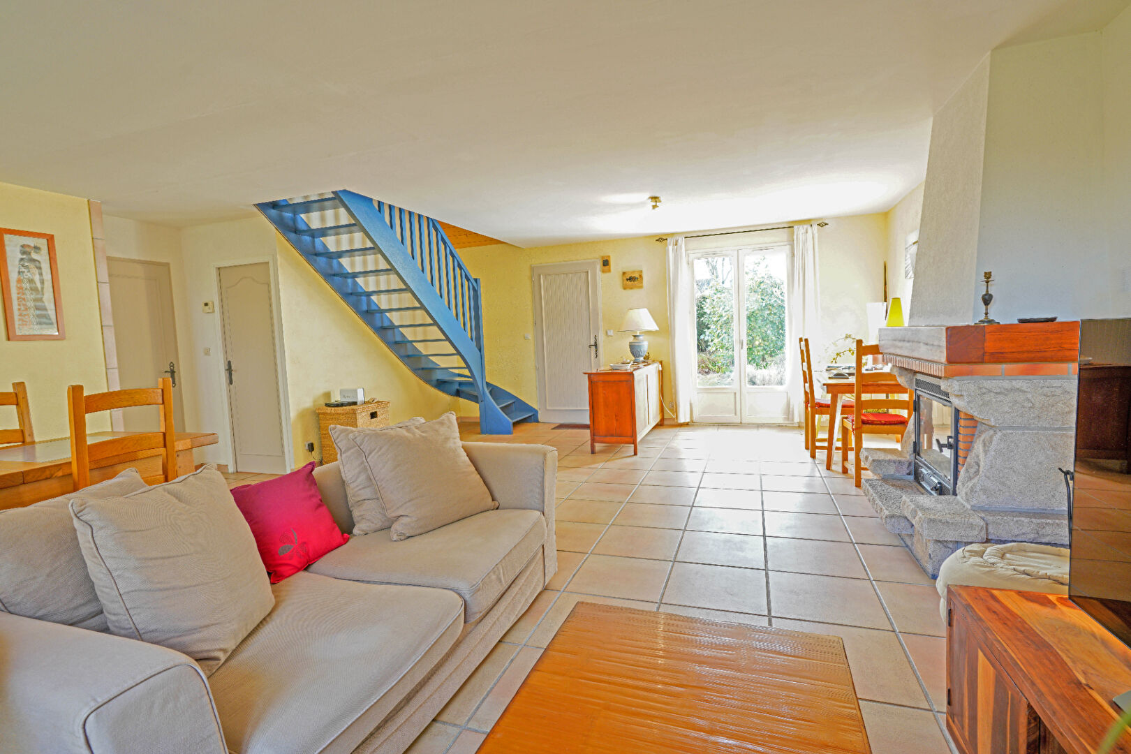 A vendre à GEVEZE, maison de 124m² habitable, 561m² de parcelle, 4 chambres dont une au rez-de-chaussée
