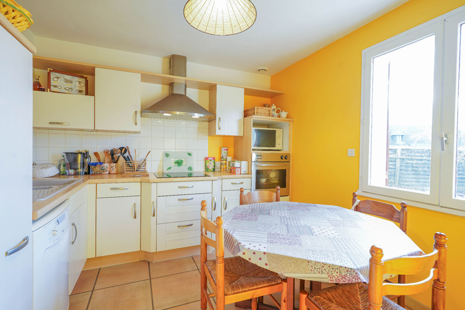A vendre à GEVEZE, maison de 124m² habitable, 561m² de parcelle, 4 chambres dont une au rez-de-chaussée