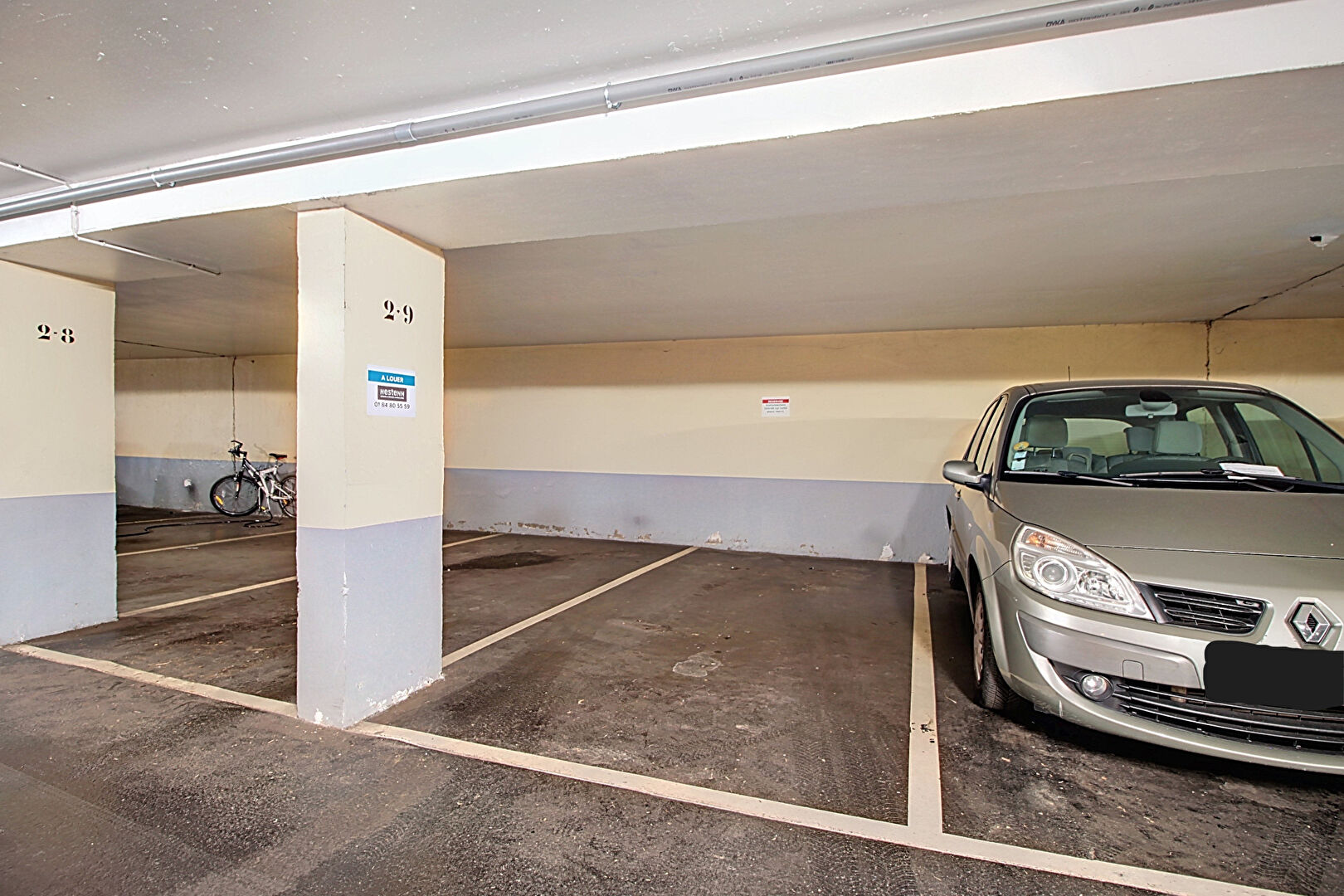 2 PLACES DE PARKINGS EN SOUS-SOL AVEC POSSIBILITE DE LES LOUER SEPAREMENT RUEIL-MALMAISON CENTRE-VILLE 15 RUE DANIELLE CASANOVA