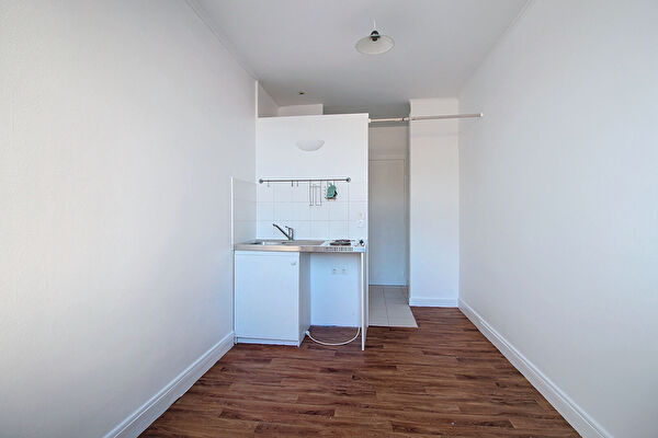 Vente studio à Voisins le bretonneux (78960)