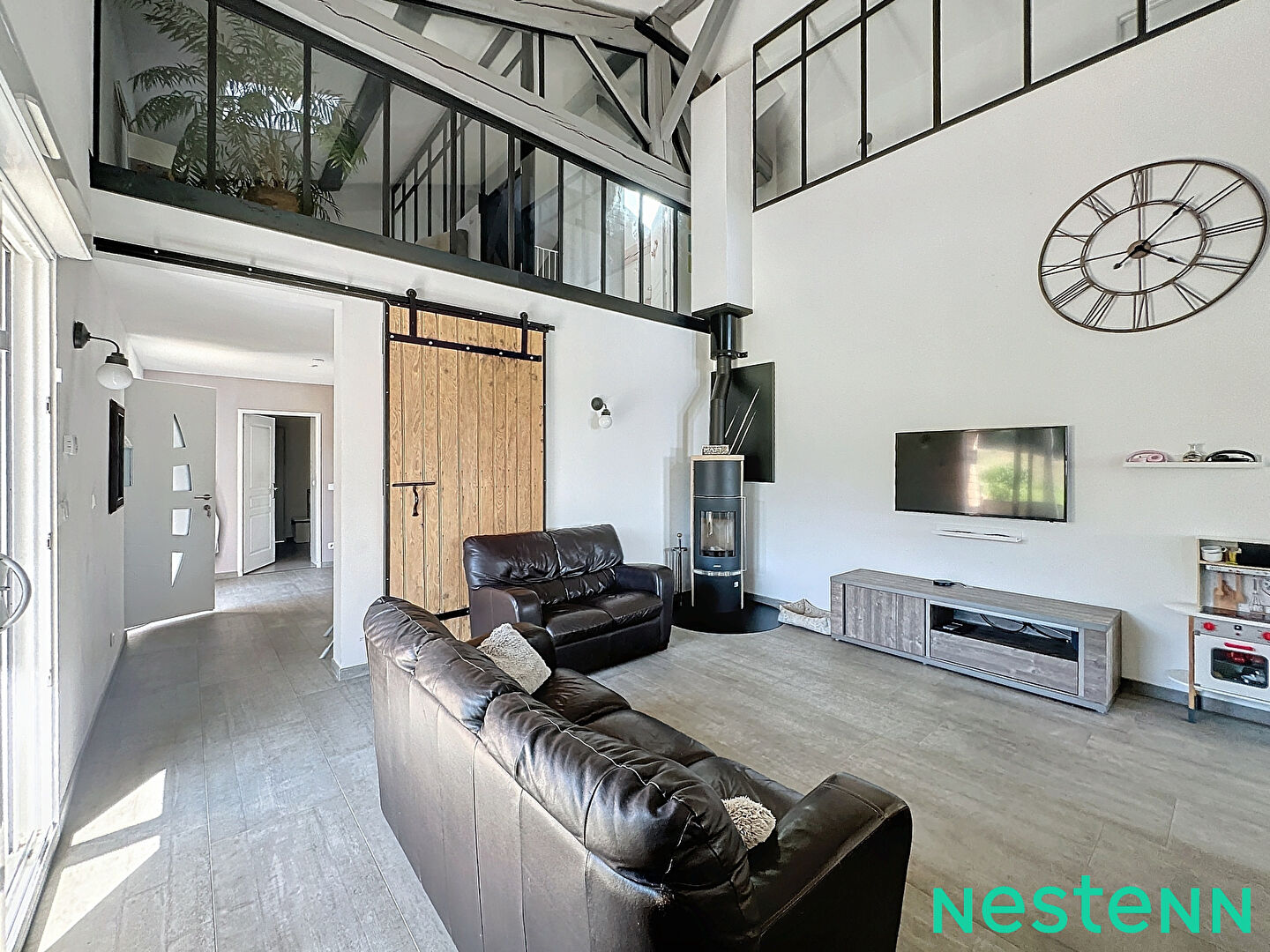 Maison  8 pièce(s) 220 m2 Secteur Rochetaillée