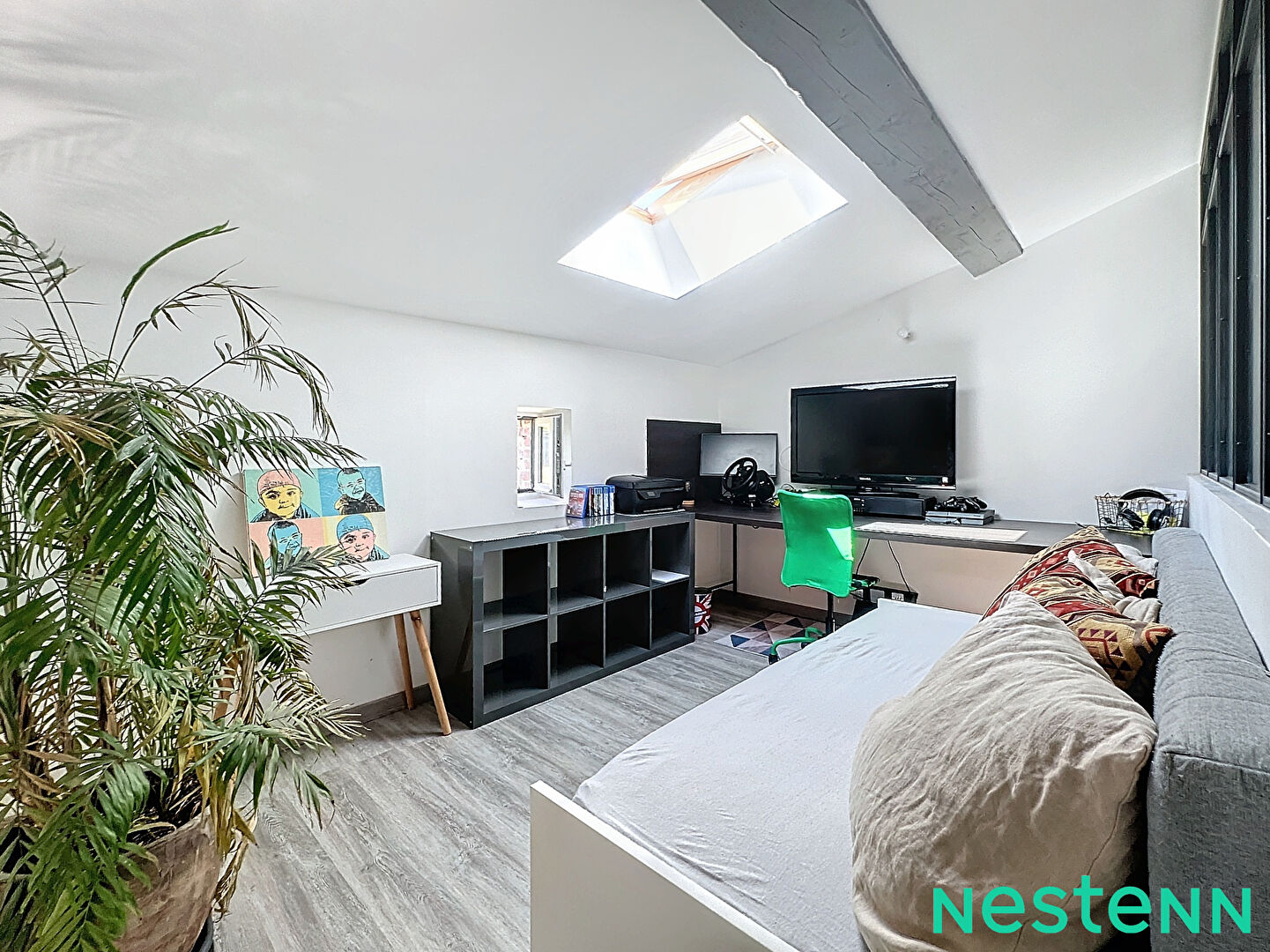 Maison  8 pièce(s) 220 m2 Secteur Rochetaillée