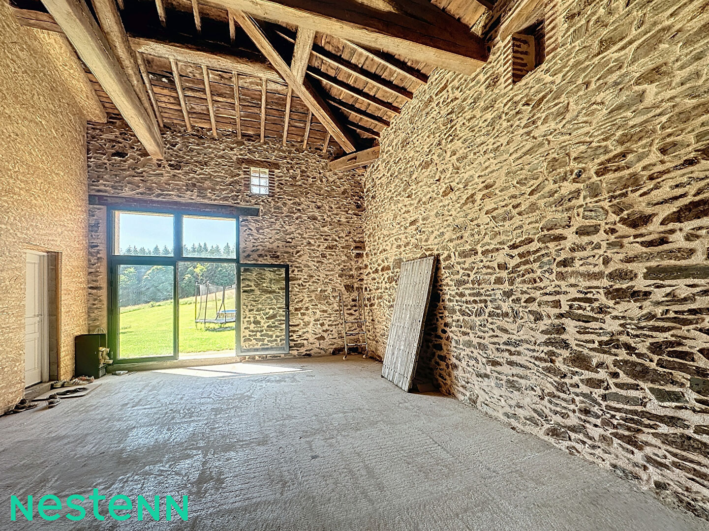 Maison  8 pièce(s) 220 m2 Secteur Rochetaillée