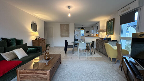 Vente par agence immobiliere à Vannes (56000)
