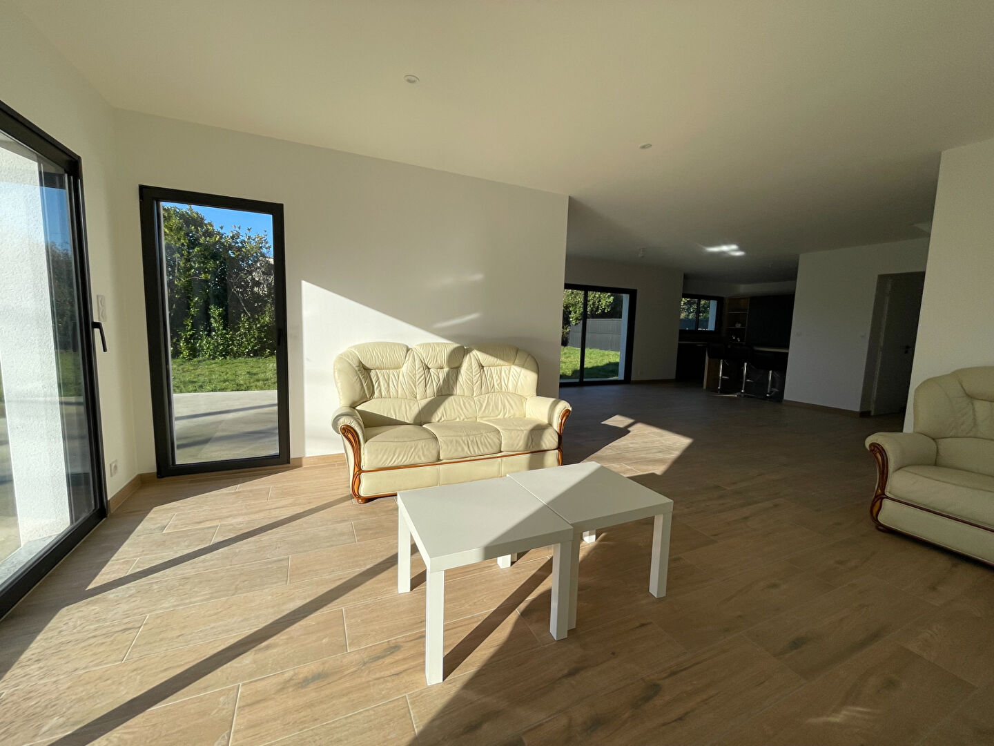 MAISON CONTEMPORAINE - Entre PLESCOP et GRAND-CHAMP