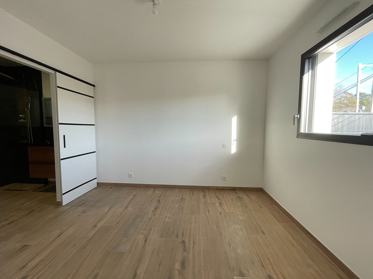 MAISON CONTEMPORAINE - Entre PLESCOP et GRAND-CHAMP