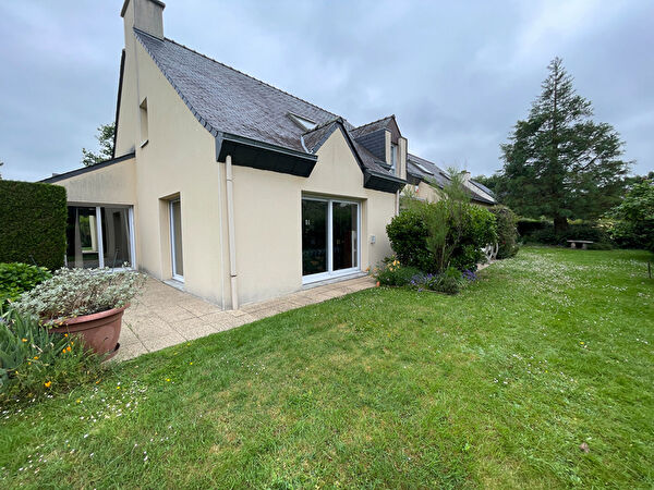 Vente par agence immobiliere à Vannes (56000)