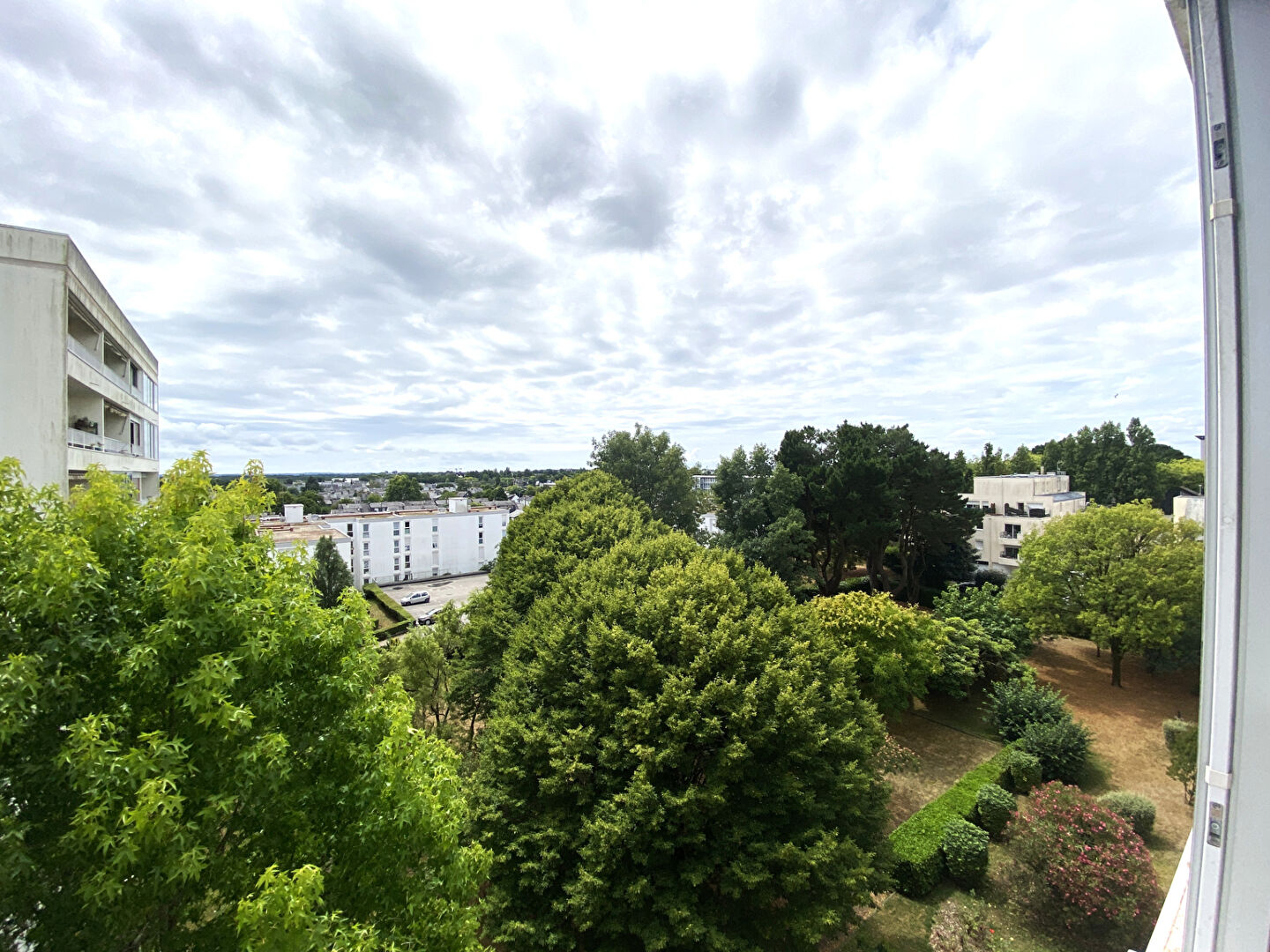 Appartement à vendre à Vannes 3 - 4 chambres dernier étage ascenseur balcon garage