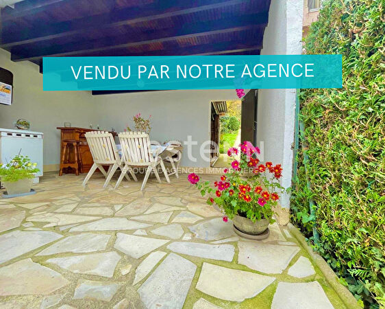 Vente maison cheminée à Magny les hameaux (78114)