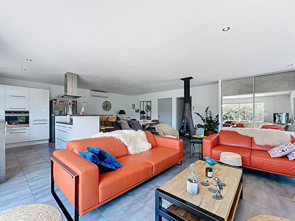 Vente maison piscine à Afa (20167)