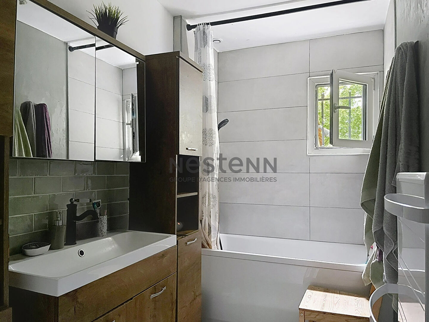 Maison Sadirac 4 pièce(s) 106 m2
