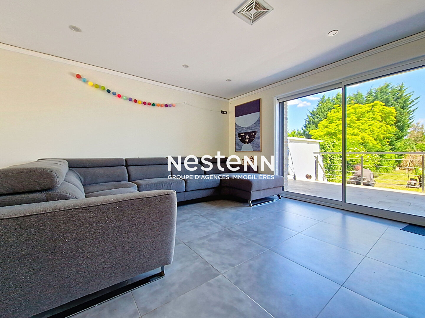 Maison contemporaire 6 chambres, 318 500 euros
