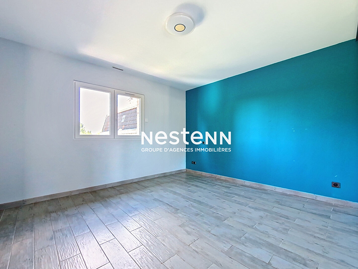 Maison contemporaire 6 chambres, 318 500 euros