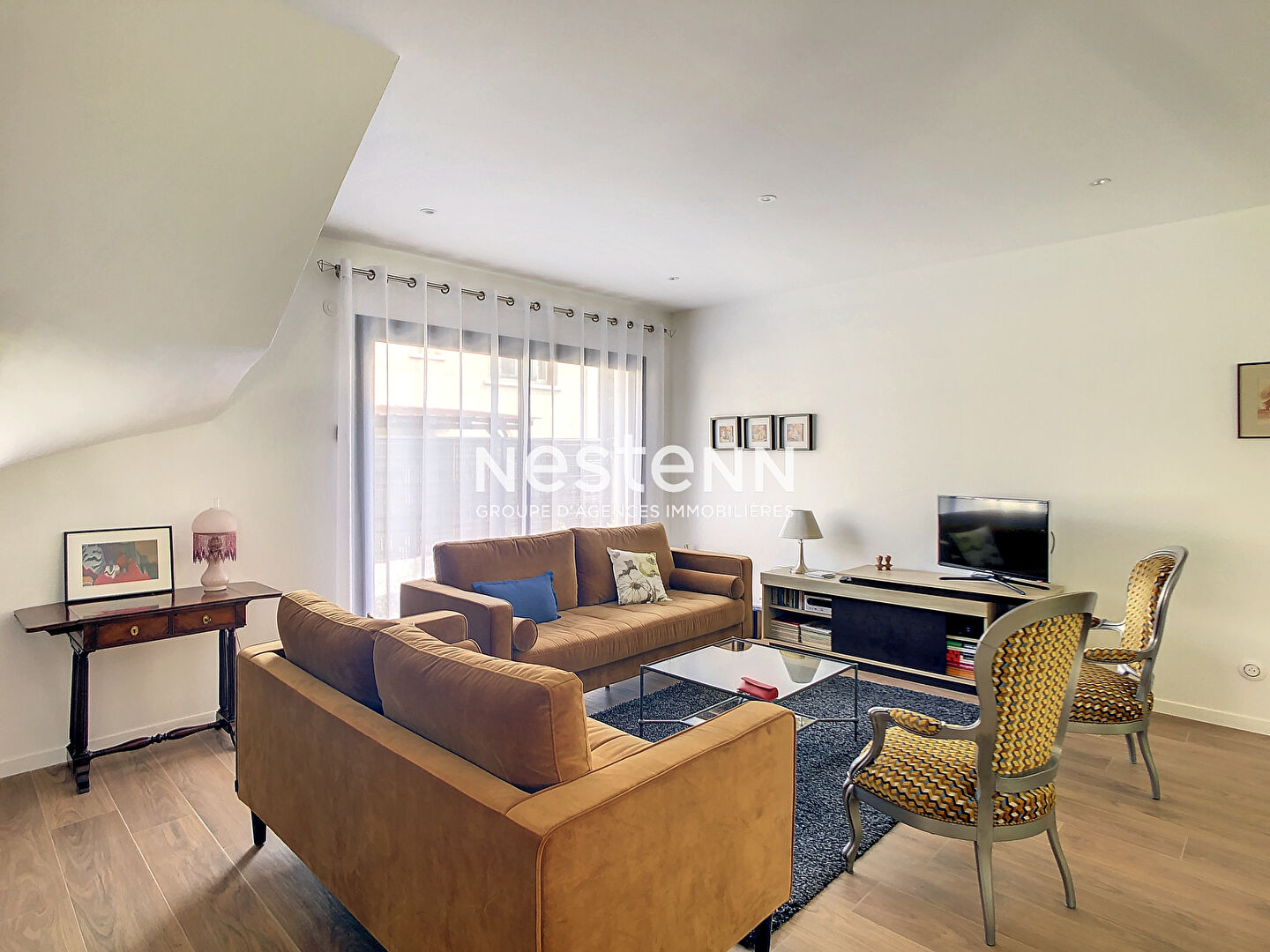 rare à la vente :  maison récente avec jardin dans le centre de Villefranche-sur-Saône