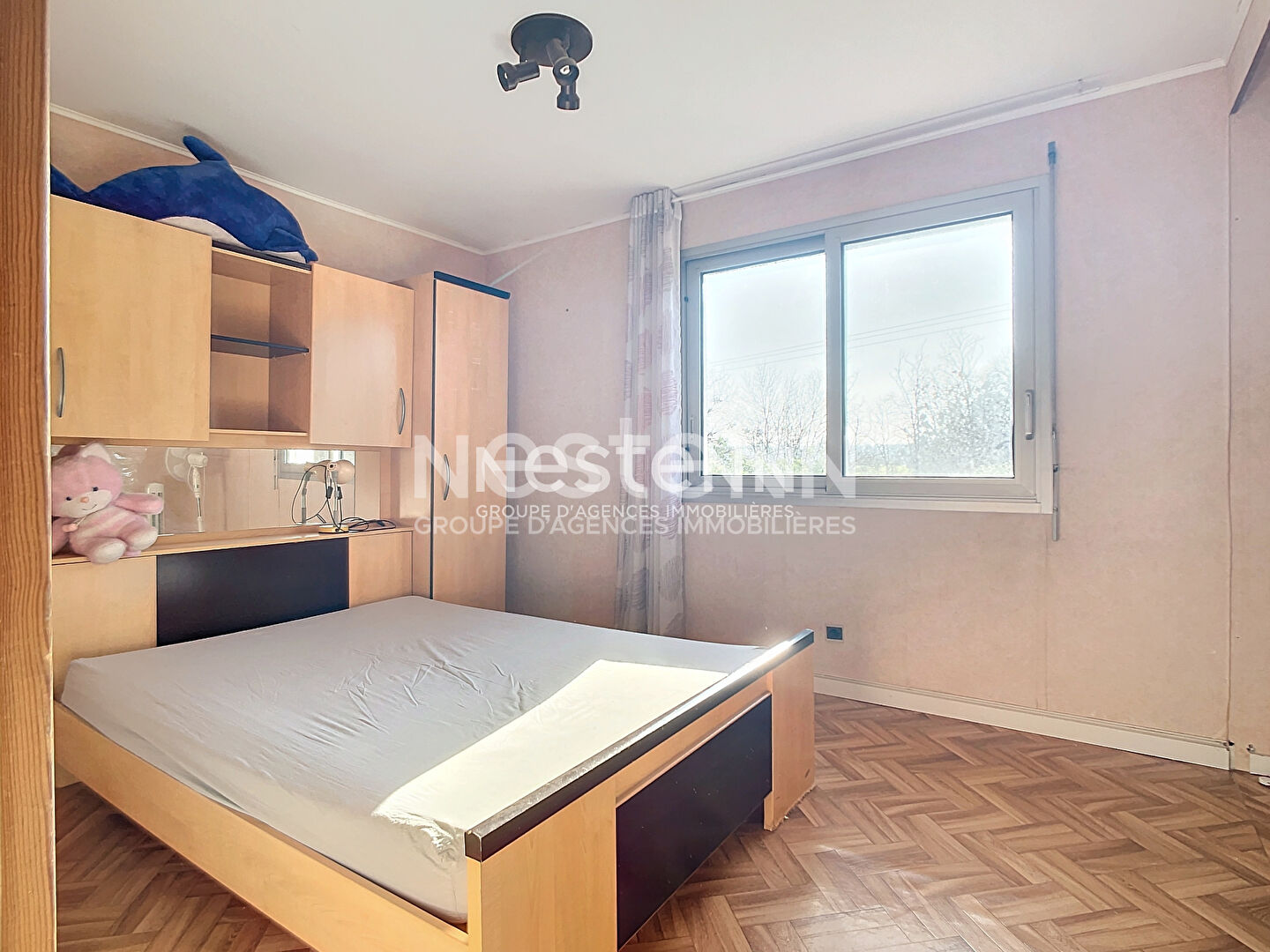 Maison Arnas 137 m2 - au calme - lumineuse - 4 chambres +1 bureau - grand jardin sans vis a vis