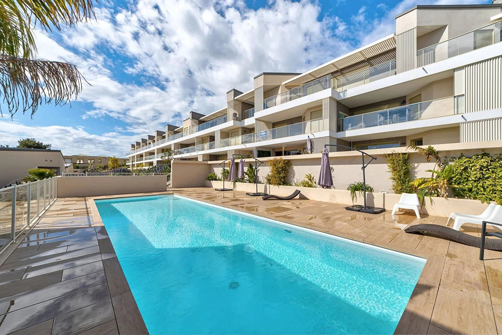 Nice Fabron - 3 pièces vue mer avec jardin privatif dans une résidence récente
