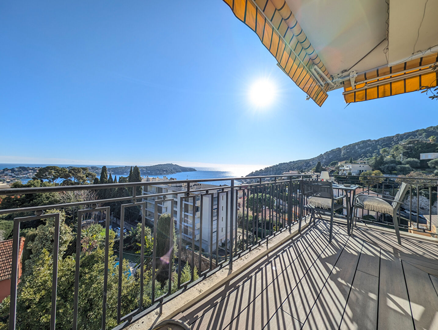Villefranche-sur-Mer : 3 pièces d'exception avec vue mer panoramique