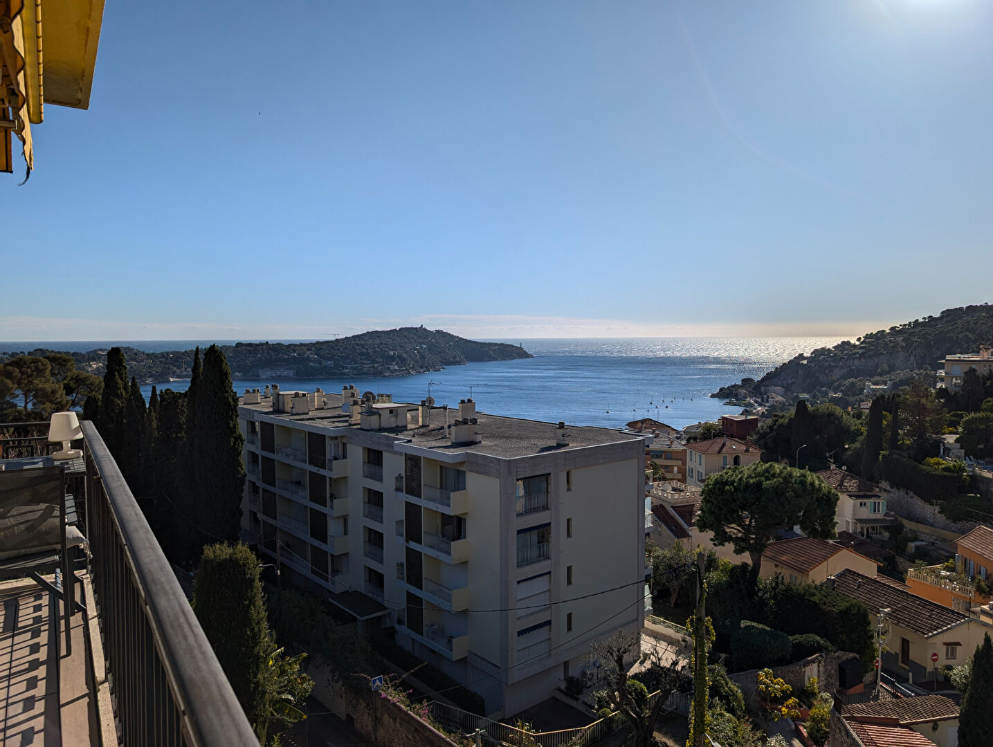 Villefranche-sur-Mer : 3 pièces d'exception avec vue mer panoramique