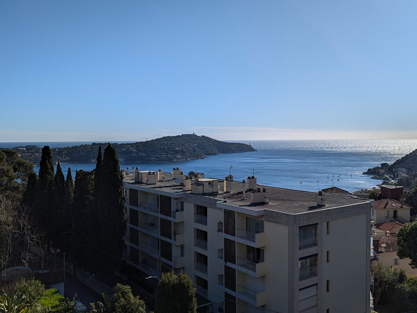 Villefranche-sur-Mer : 3 pièces d'exception avec vue mer panoramique