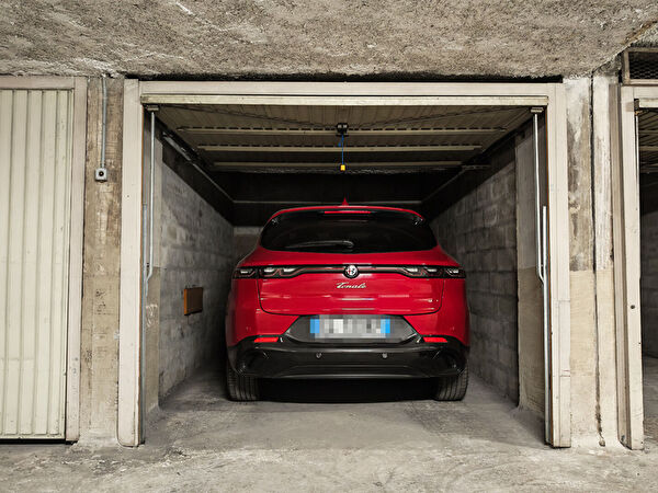 Vente garage-parking à Menton (06500)