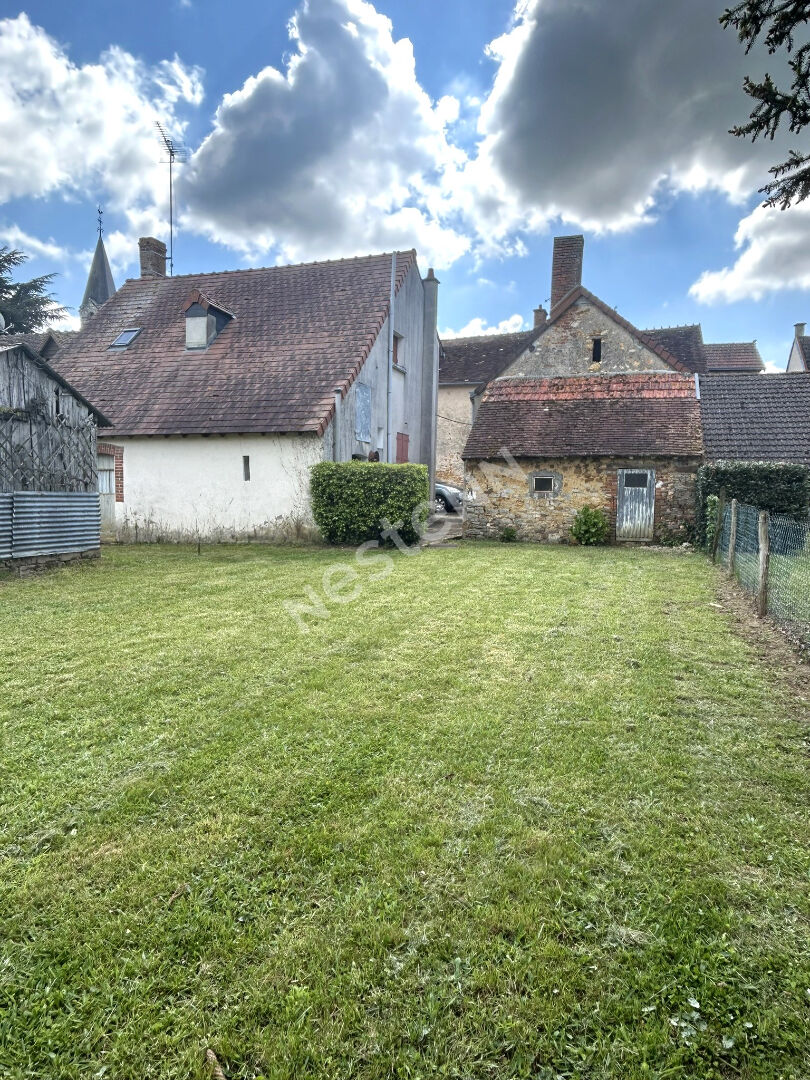 MAISON DE VILLE 2 CHAMBRES AVEC DÉPENDANCES ET TERRAIN À BAGNEUX (INDRE 36)