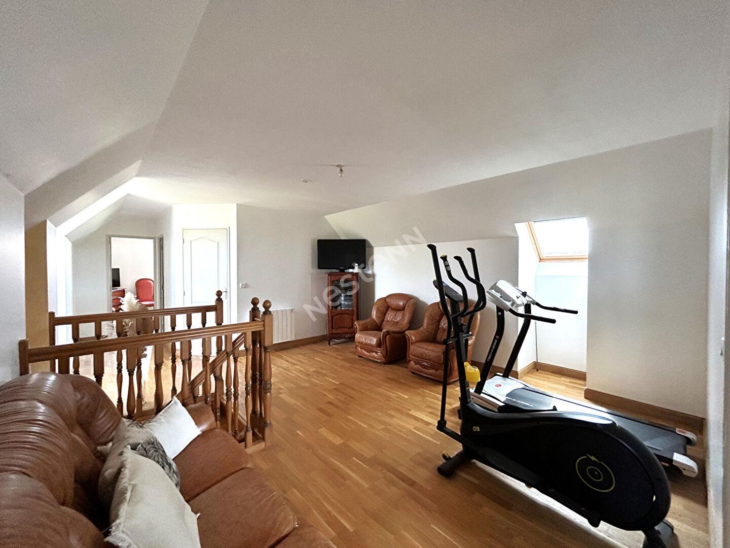 Belle maison familiale à Saint Florentin avec 5 chambres et terrain de 2000 m²