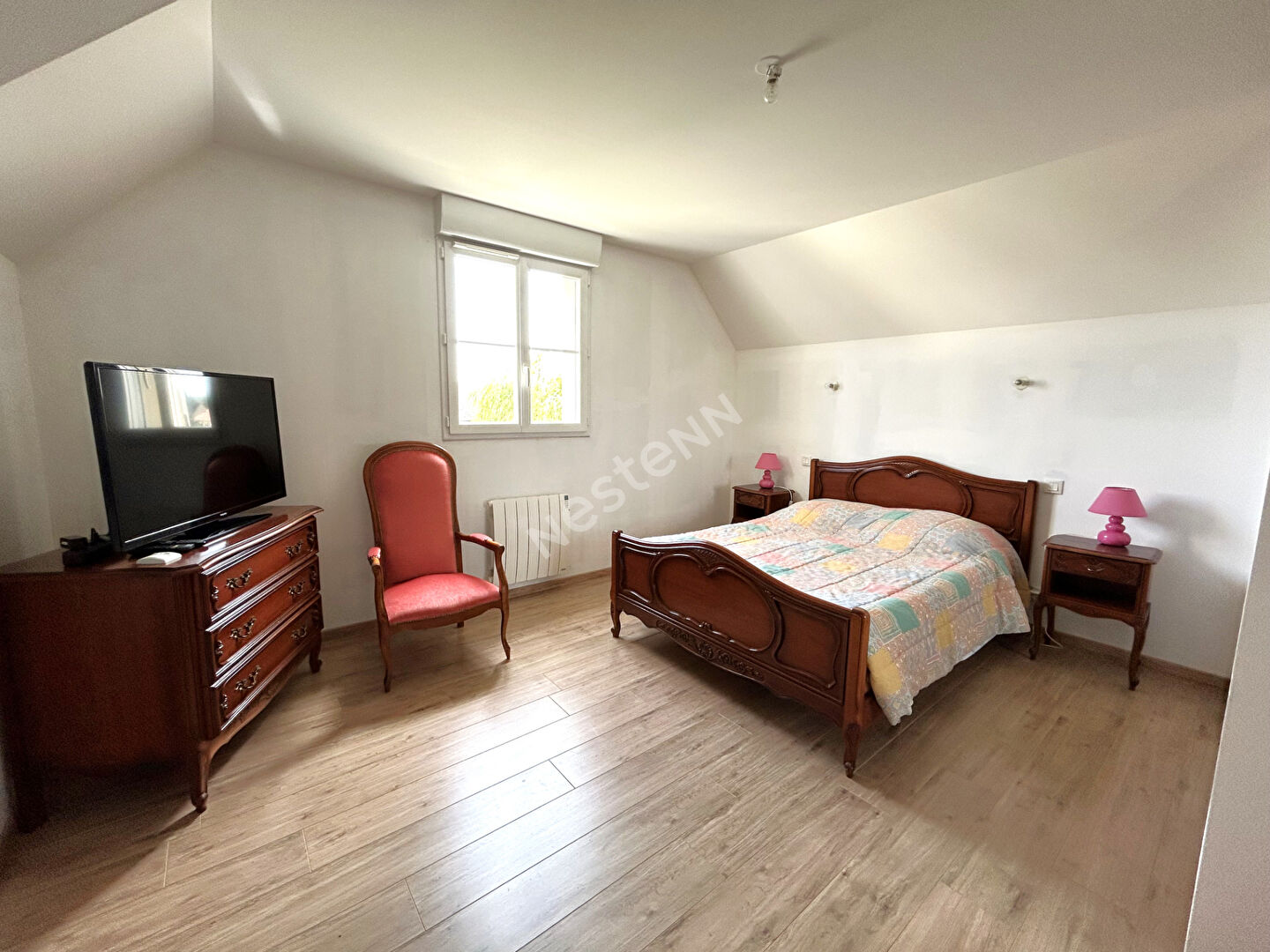 Belle maison familiale à Saint Florentin avec 5 chambres et terrain de 2000 m²