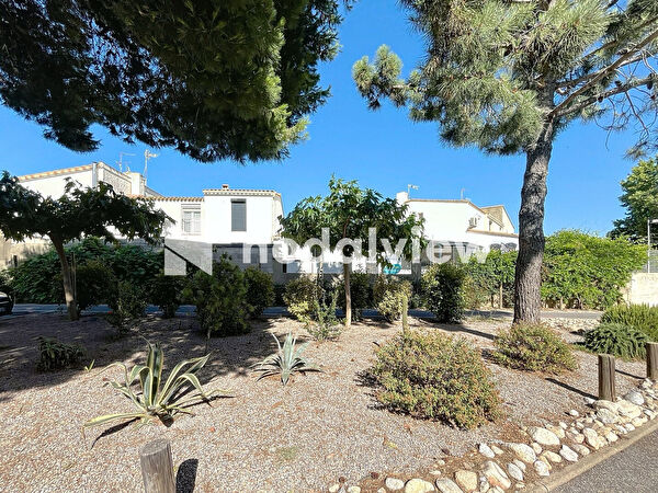 Vente par agence immobiliere à Claira (66530)