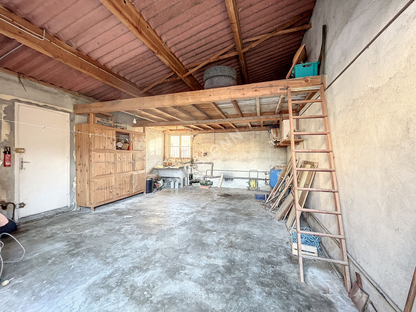 Saint Laurent De La Salanque - Maison - 4 pièce(s) 122 m2 environ - Garage double et grand jardin.
