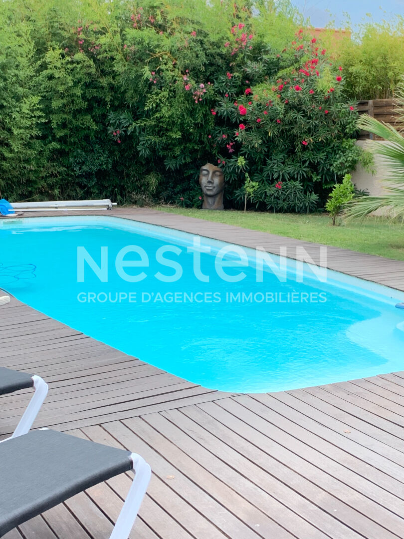 Torreilles - A vendre villa 5 pièces avec jardin piscine et garage