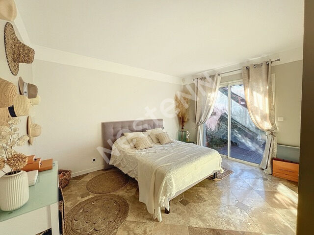 Torreilles - A vendre villa 5 pièces avec jardin piscine et garage