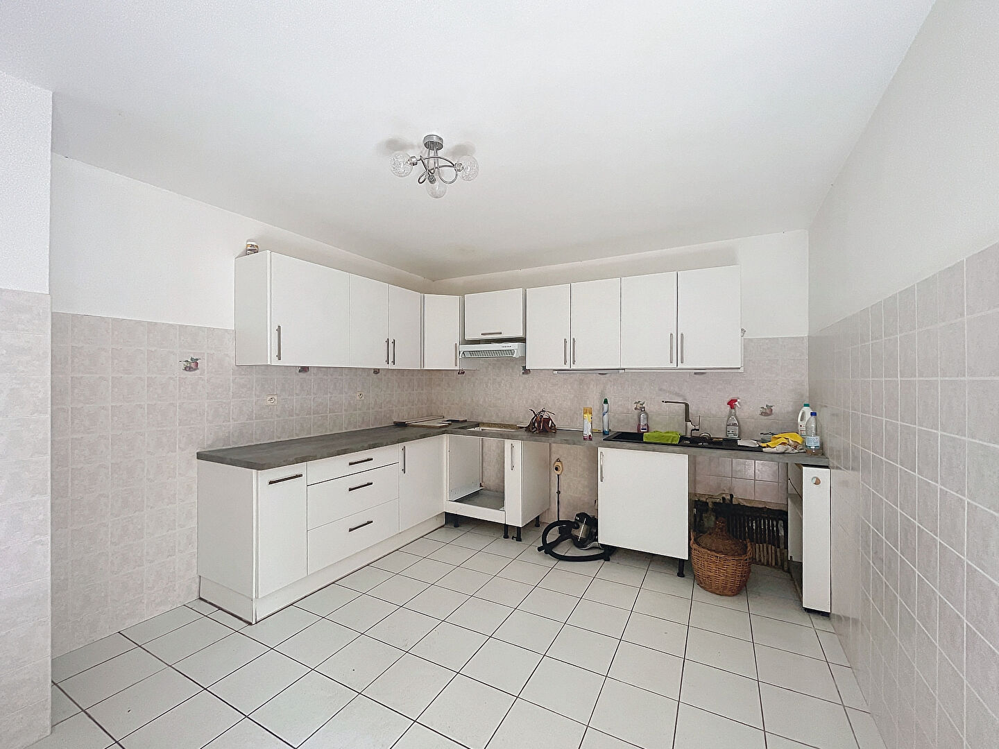 Maison Plaine de  Peri 8 pièces 216 m2