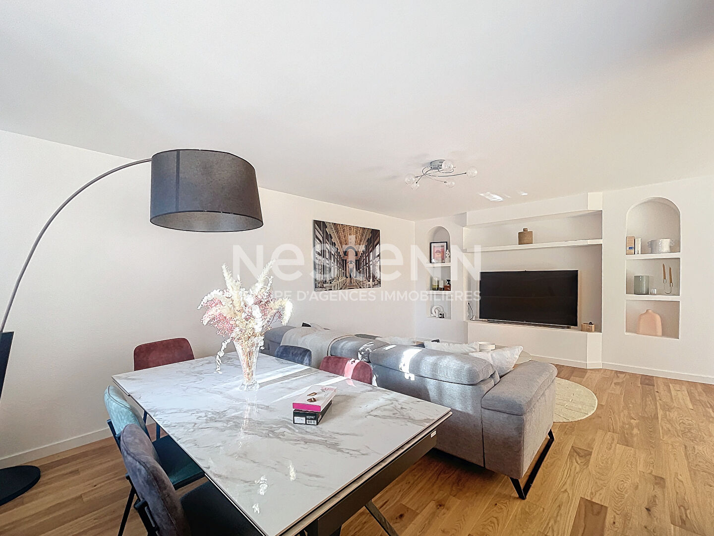 A vendre! Maison rénovée Afa 6 pièces de 132 m² + T2 31,4 m2 + piscine et atelier 24m²