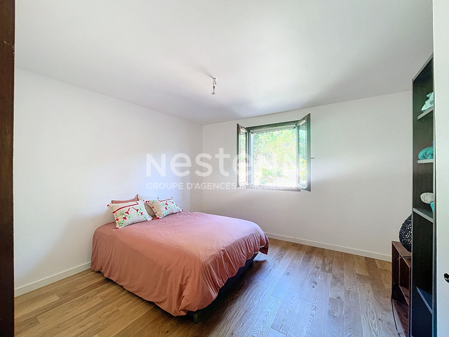 A vendre! Maison rénovée Afa 6 pièces de 132 m² + T2 31,4 m2 + piscine et atelier 24m²