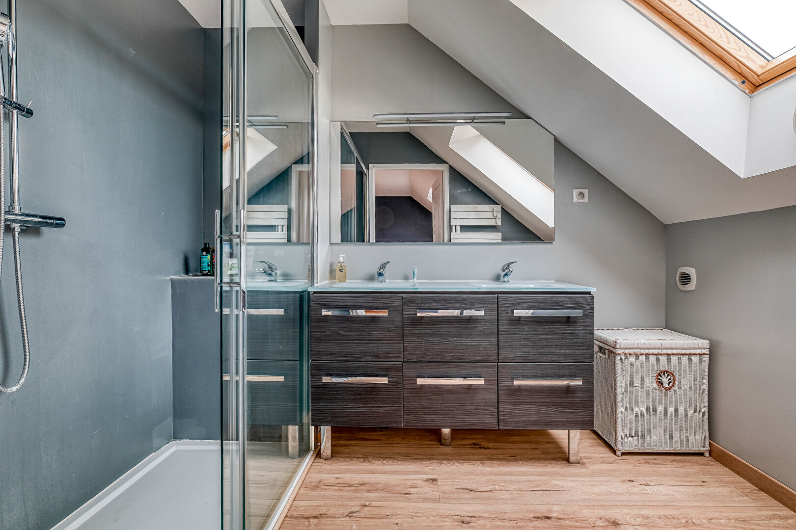 Maison Bailly Romainvilliers 8 pièce(s) 230 m2